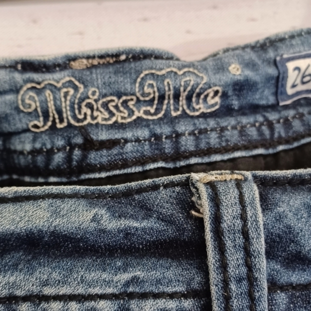 MISS ME Women's Blue Embellished Cropped Low Rise Jeans Capri Pants Size 26 - Picture 9 of 11